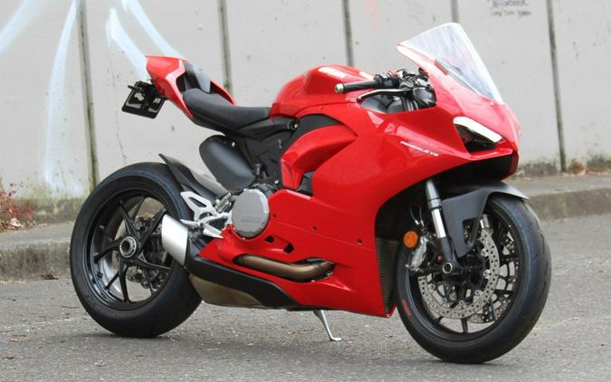 2024 Ducati Panigale V2
