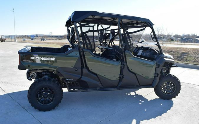 2023 Honda Pioneer 1000-6 Deluxe Crew