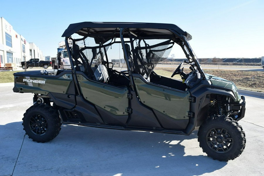 2023 Honda Pioneer 1000-6 Deluxe Crew