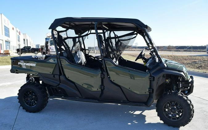 2023 Honda Pioneer 1000-6 Deluxe Crew