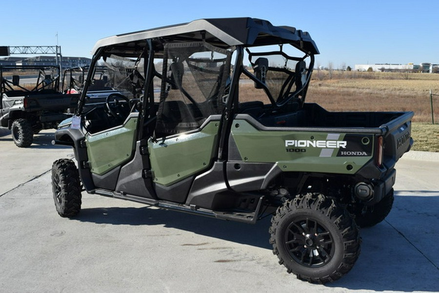 2023 Honda Pioneer 1000-6 Deluxe Crew