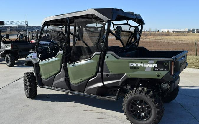 2023 Honda Pioneer 1000-6 Deluxe Crew