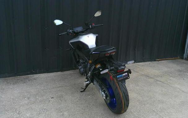 2025 Yamaha MT 09 SP