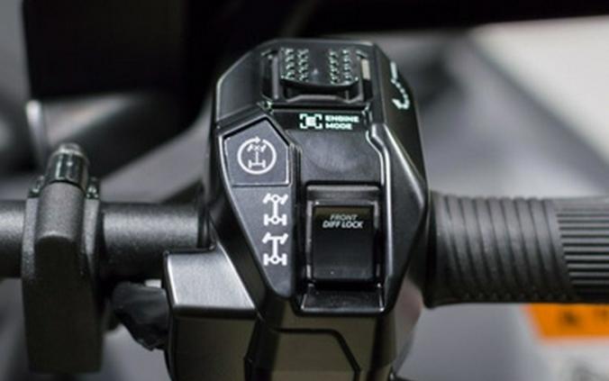 2026 Can-Am Outlander XT-P 1000R With Smart-Shox