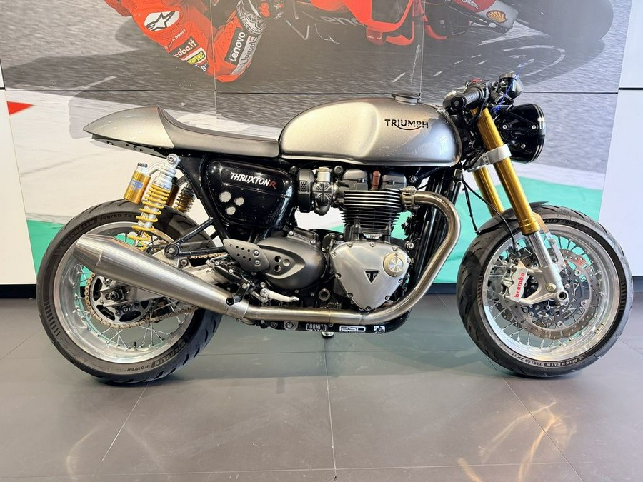 2017 Triumph Thruxton 1200 R Silver Ice