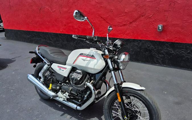 2027 Moto Guzzi V7 Special
