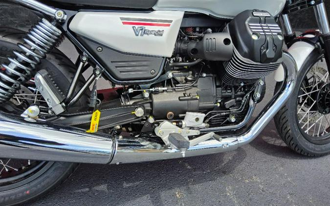 2027 Moto Guzzi V7 Special