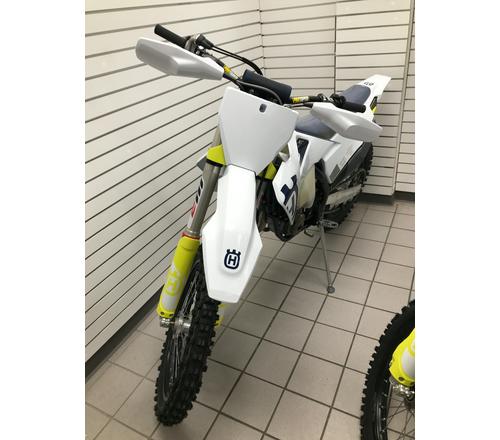 2020 Husqvarna FX 450, FX 350 and TX 300i First Look (5 Fast Facts)