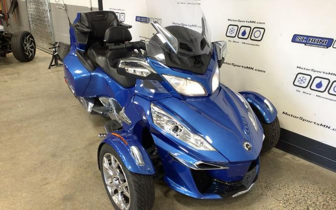 2019 Can-Am Spyder RT Limited (SE6) - Chrome