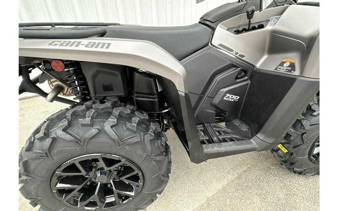 2024 Can-Am OUTLANDER XT 700 - PLATINUM SATIN