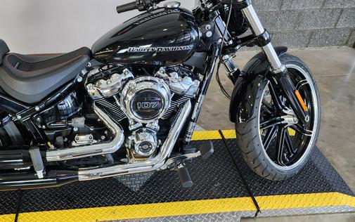 2018 Harley-Davidson® Breakout® FXSB