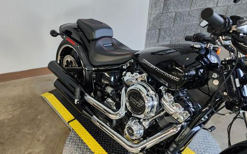 2018 Harley-Davidson® Breakout® FXSB