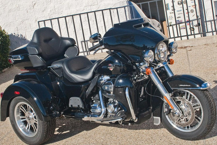 2024 Harley-Davidson® FLHTCUTG - Tri Glide® Ultra