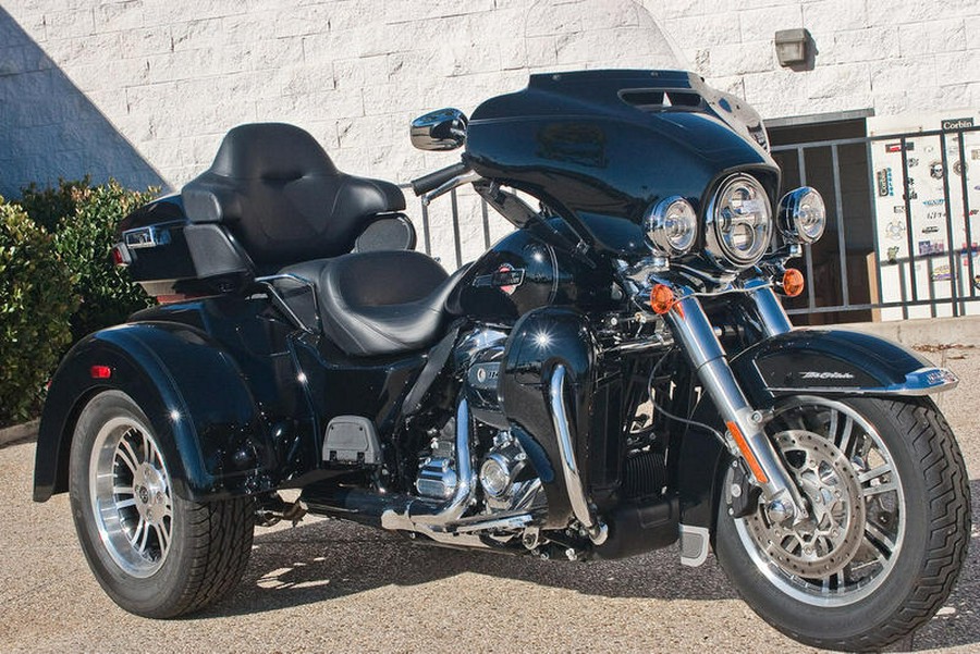 2024 Harley-Davidson® FLHTCUTG - Tri Glide® Ultra