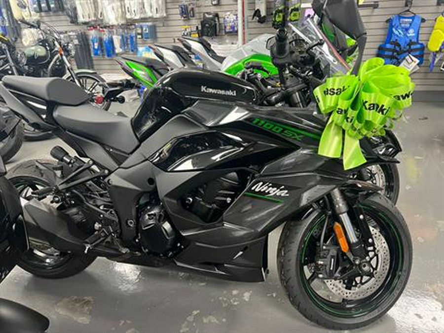 2025 Kawasaki Ninja 1100SX ABS