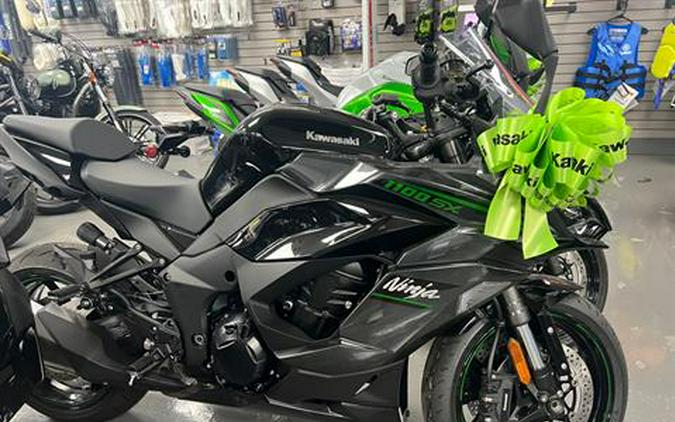 2025 Kawasaki Ninja 1100SX ABS