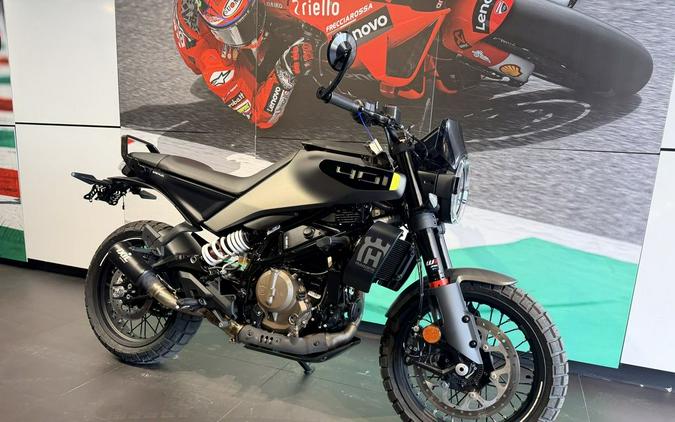 2024 Husqvarna® Svartpilen 401