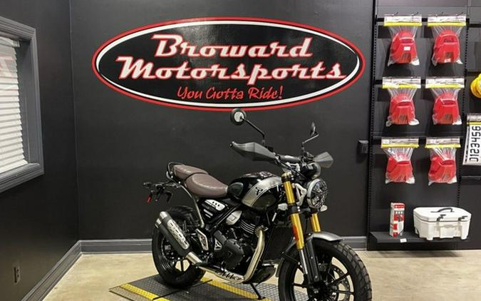 2027 TRIUMPH Scrambler 400 X Matte PewterGrey/Matte Khaki Green