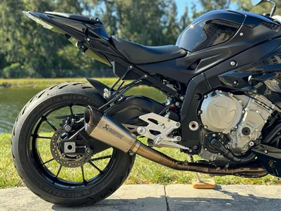 2016 BMW S 1000 R