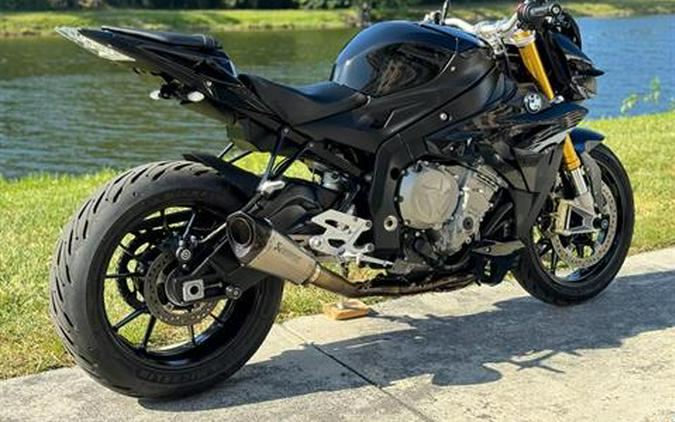 2016 BMW S 1000 R