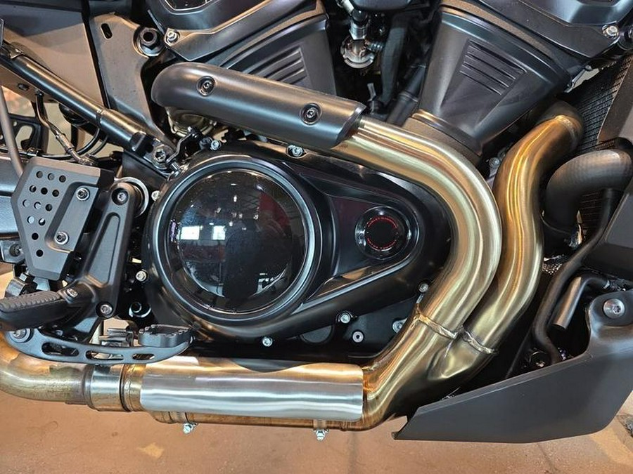 2025 Harley-Davidson® RA1250ST - Pan America® 1250 ST