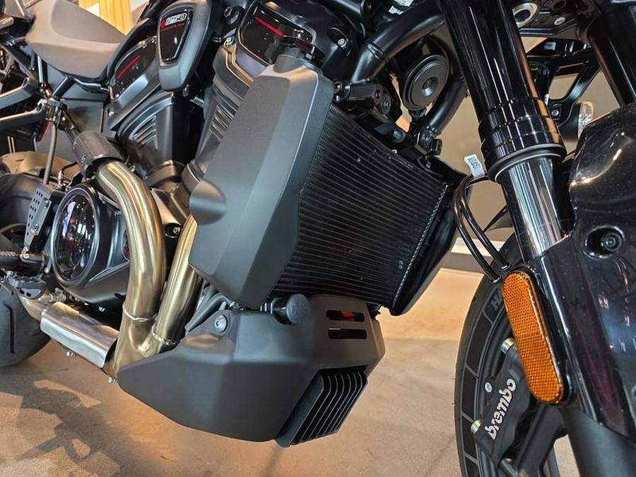 2025 Harley-Davidson® RA1250ST - Pan America® 1250 ST