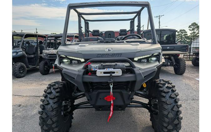 2026 Can-Am DEFENDER MAX XMR HD11 WITH HALF-DOORS