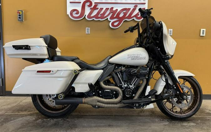 2023 Harley-Davidson FLHXST - Street Glide ST