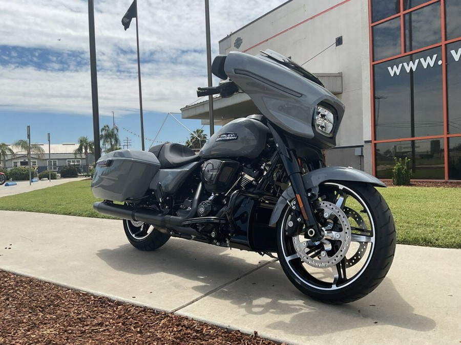 FLHX 2026 Street Glide®