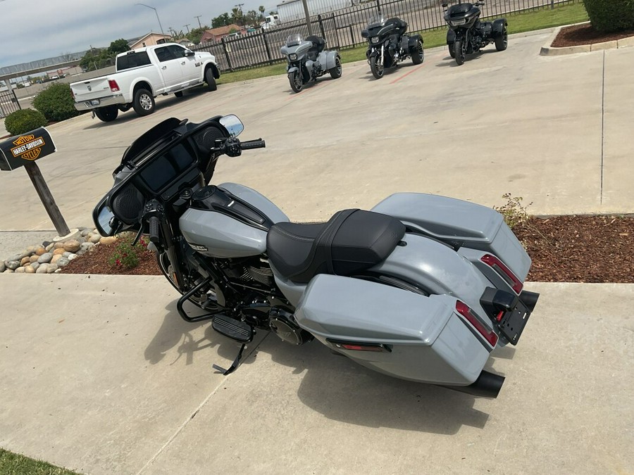 FLHX 2026 Street Glide®