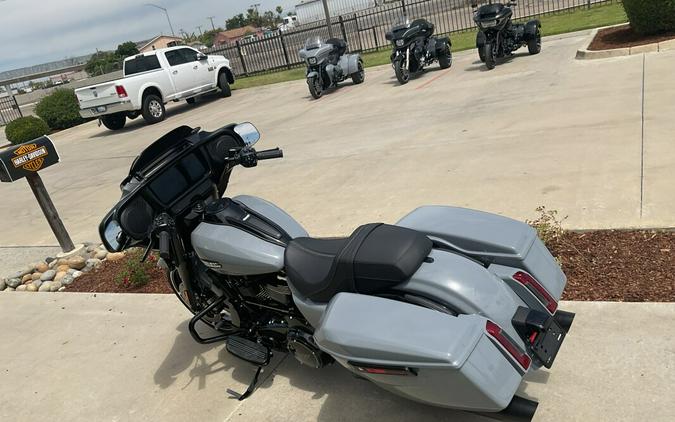FLHX 2026 Street Glide®