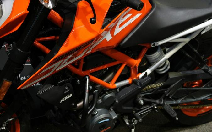 2017 KTM Duke 390