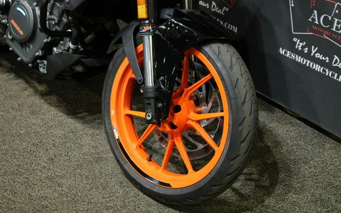 2017 KTM Duke 390
