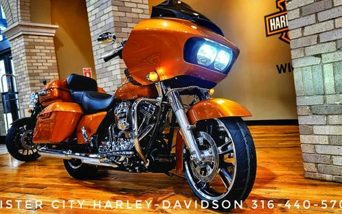 USED 2016 Harley-Davidson Road Glide®, FLTRX