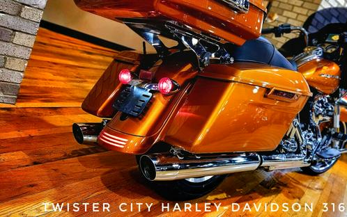 USED 2016 Harley-Davidson Road Glide®, FLTRX