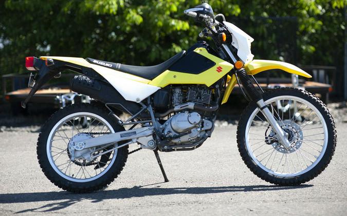 2015 Suzuki DR 200S