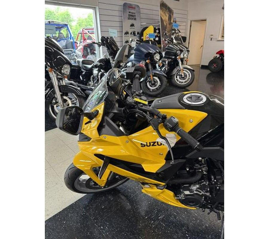 2025 Suzuki GSX-8R