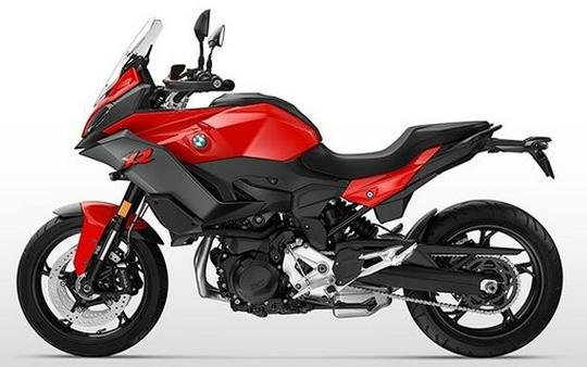 2026 BMW F 900 XR