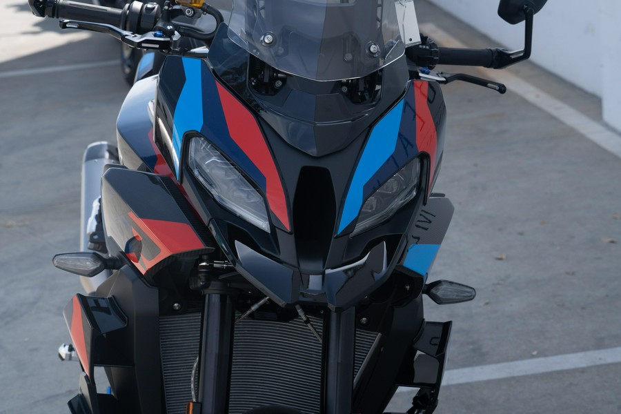 2026 BMW M 1000 XR