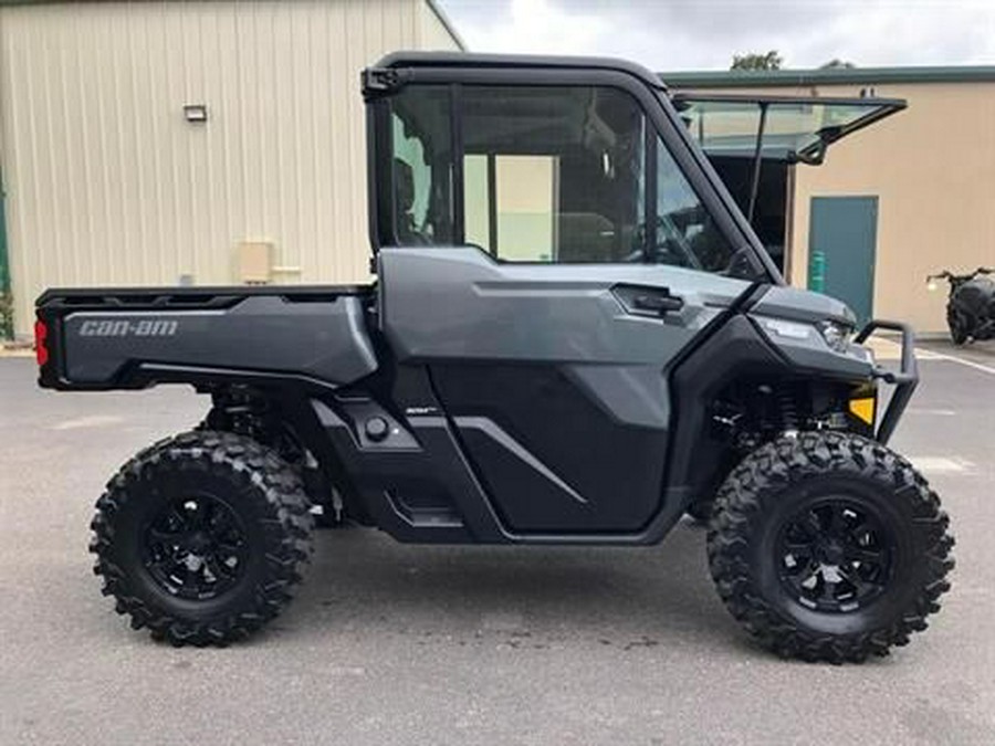 2024 Can-Am Defender Limited