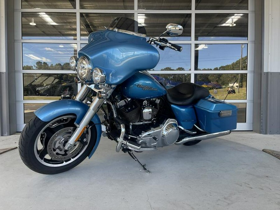 2009 Harley-Davidson® FLHX - Street Glide®