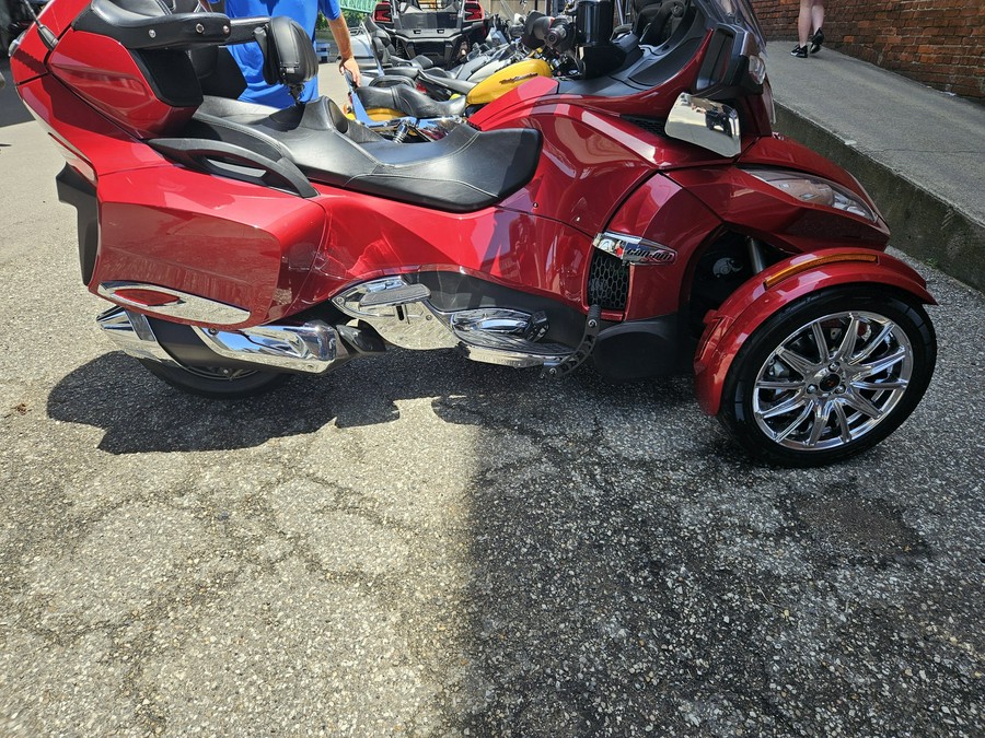 2015 Can-Am Spyder® RT Limited