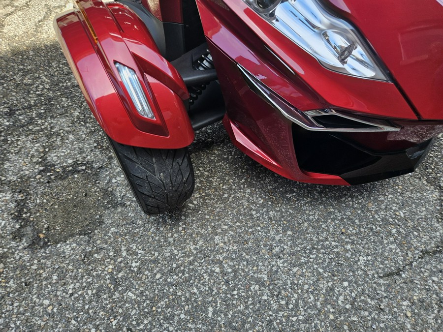 2015 Can-Am Spyder® RT Limited