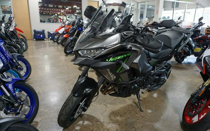 2025 Kawasaki Versys 1100 SE LT ABS