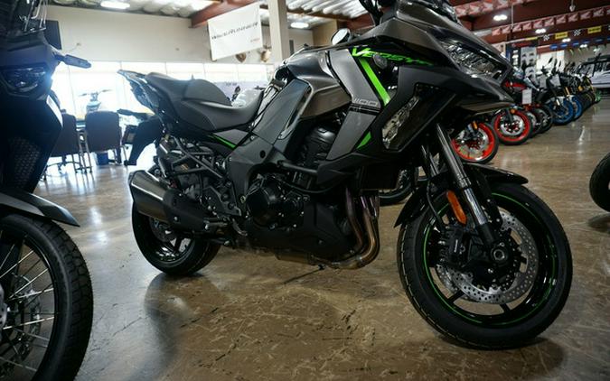 2025 Kawasaki Versys 1100 SE LT ABS