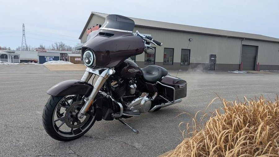 2022 Harley-Davidson® FLHX - Street Glide®