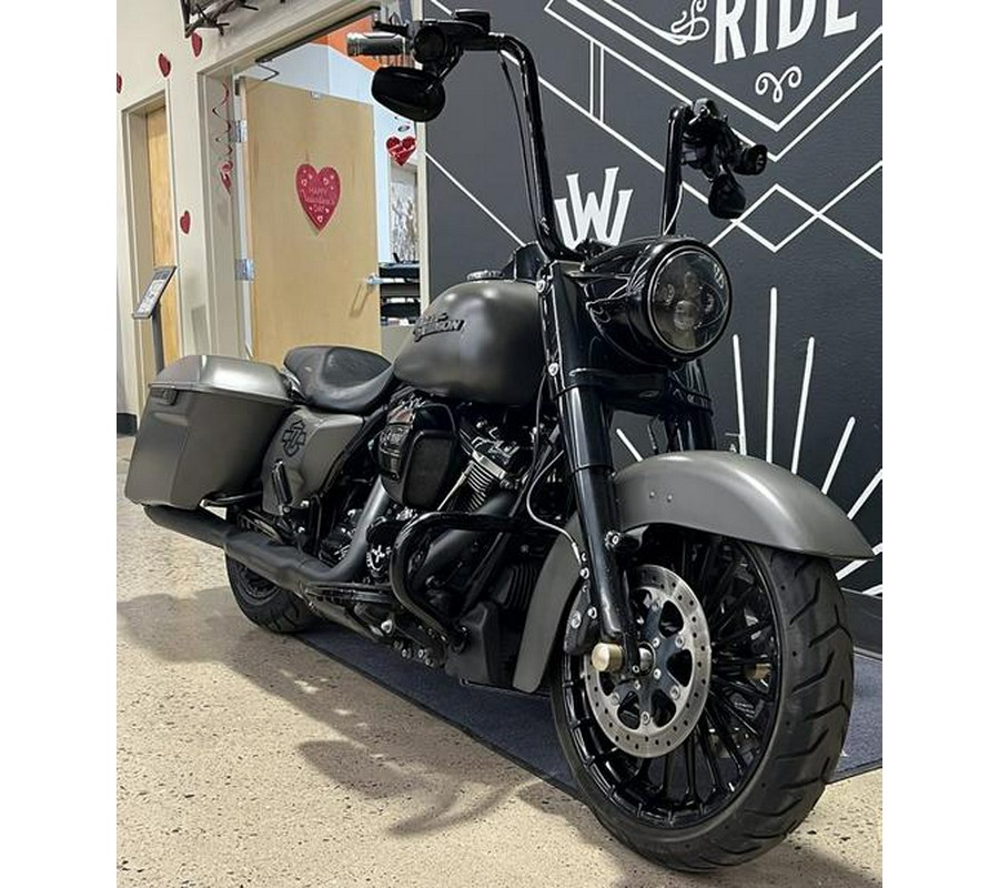 2018 Harley-Davidson® FLHRXS - Road King® Special