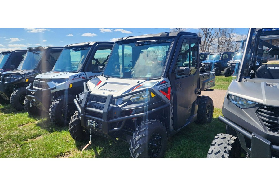 2019 Polaris Industries RANGER XP® 900 EPS - Silver Pearl