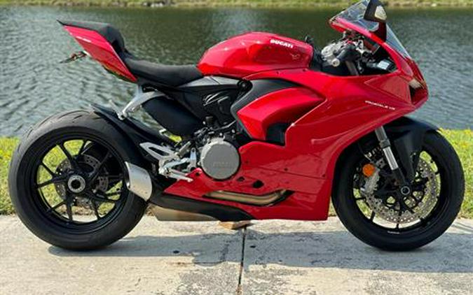 2022 Ducati Panigale V2