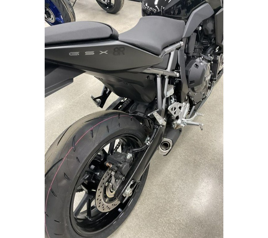 2025 Suzuki GSX-8R